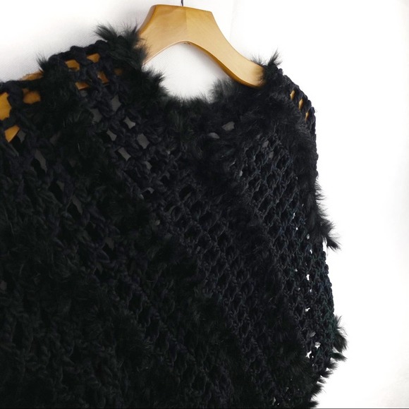 éva éva | NWT Black Knitted Rabbit Fur Poncho - Picture 9 of 12